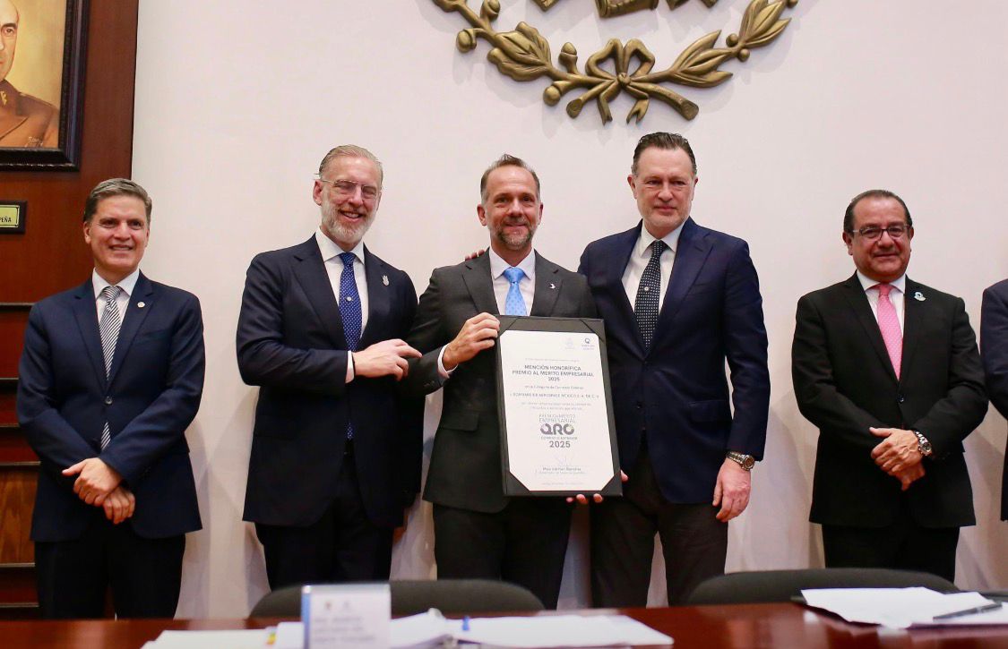 Bombardier Mexico Receives Business Merit Award in Querétaro