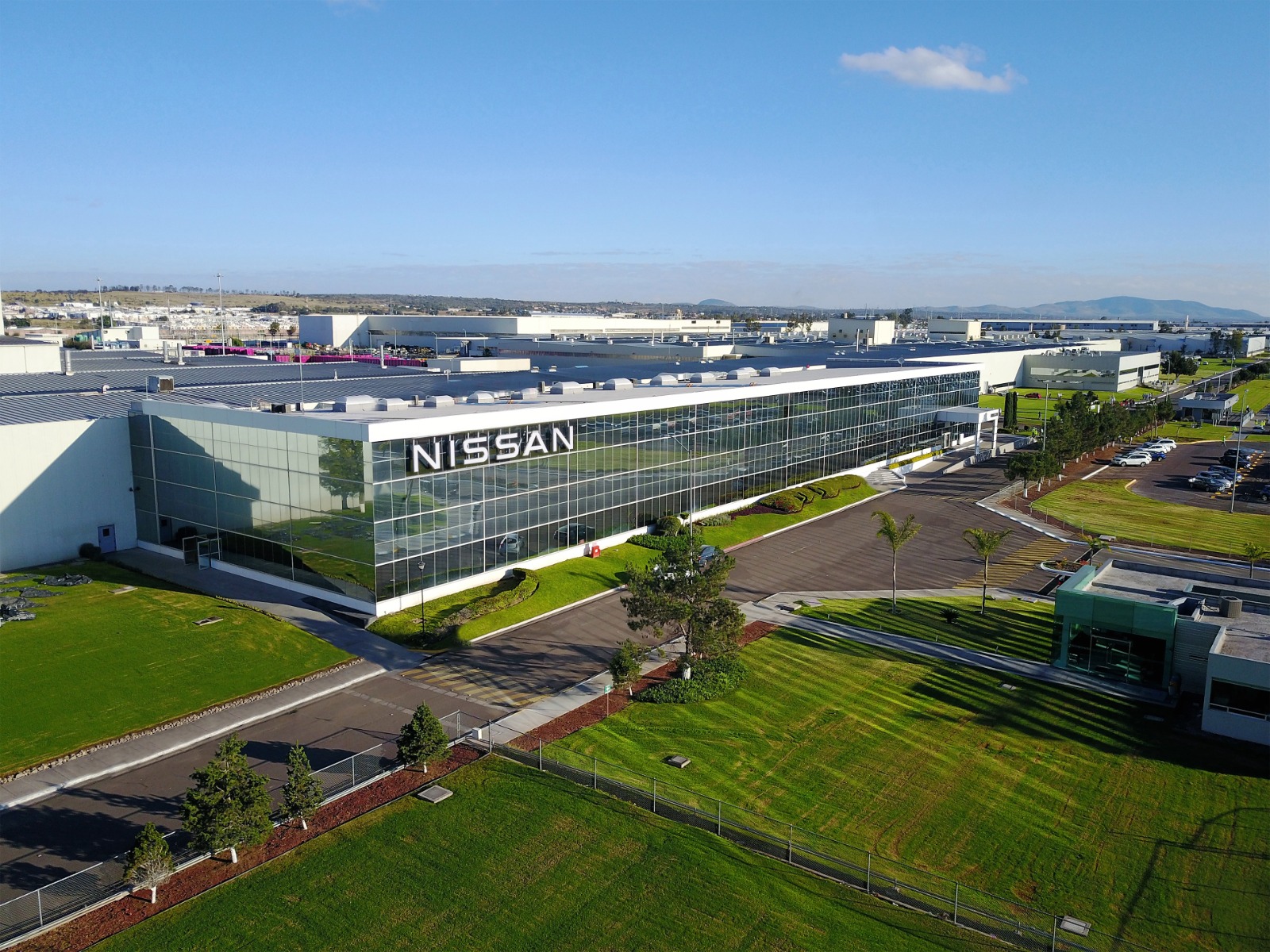 Nissan Transforms: Pick-Up Production to Commence at Aguascalientes A1 Plant