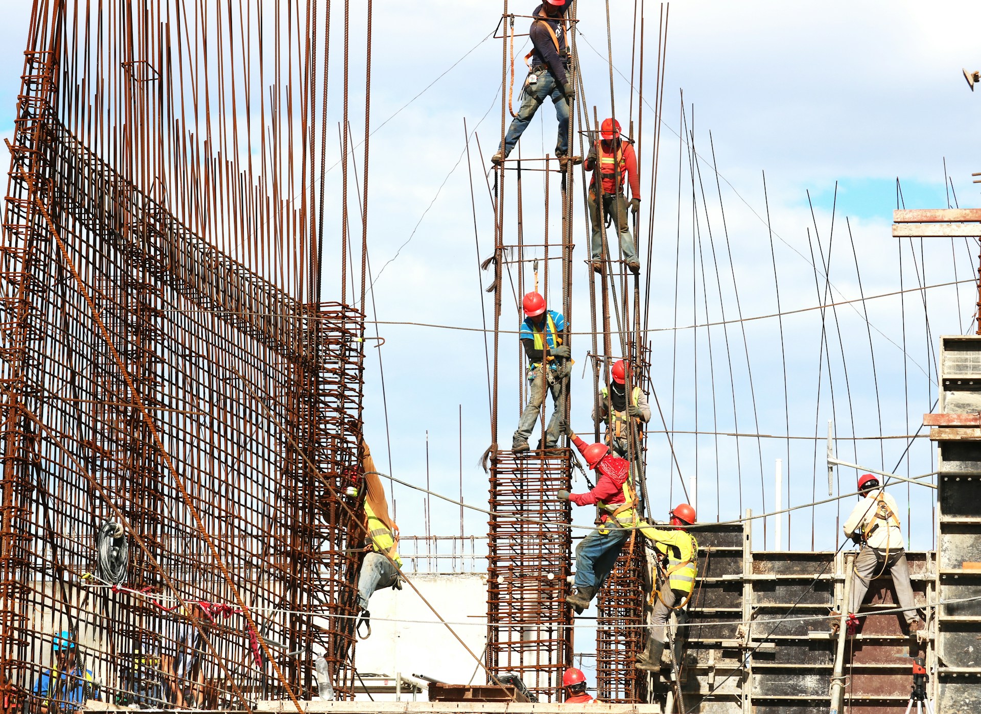 Aguascalientes Construction Firms See Nearly 20% Production Increase, INEGI Reports