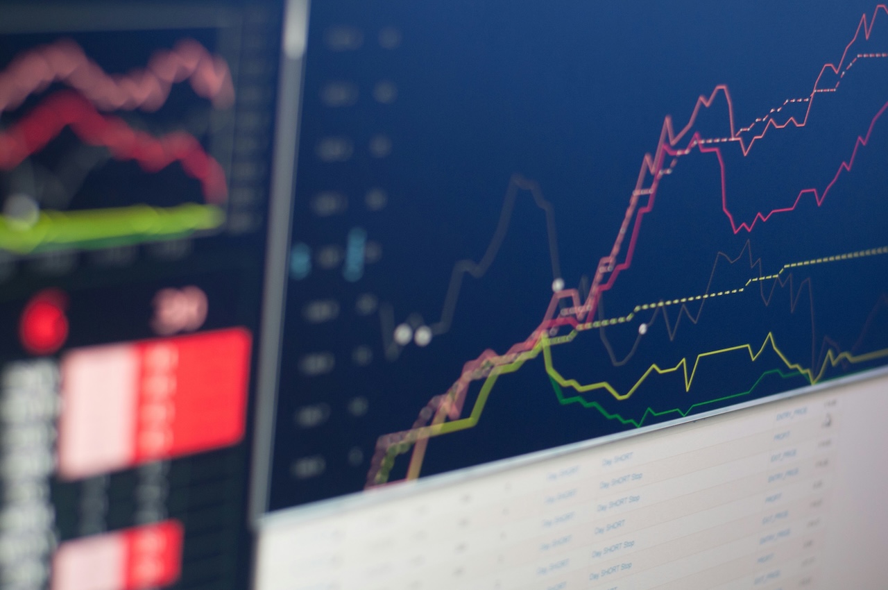 Financial Markets Today, August 17: Dollar, Fed, and Oil Define the Day