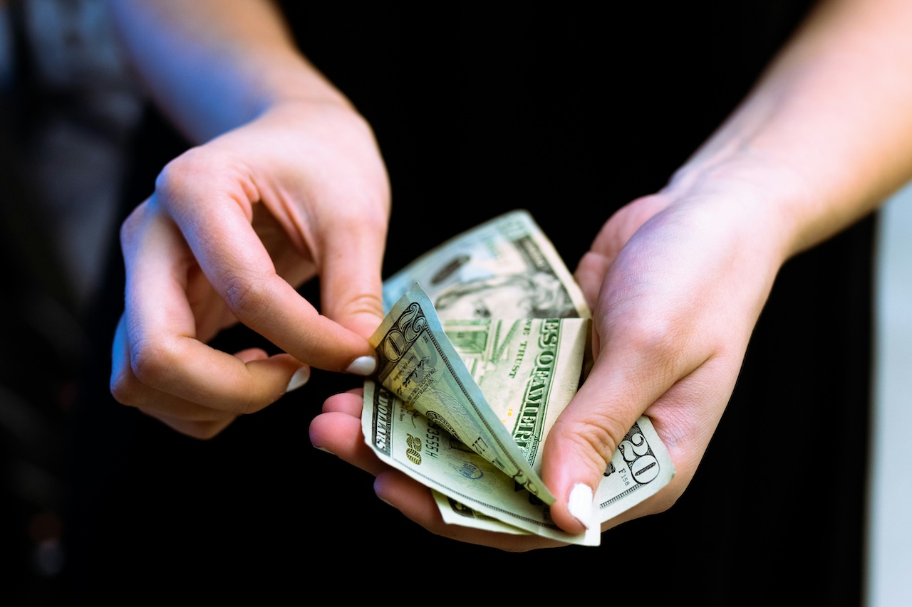 Why the Dollar is Strengthening Against the Mexican Peso: Factors Influencing Exchange Rates
